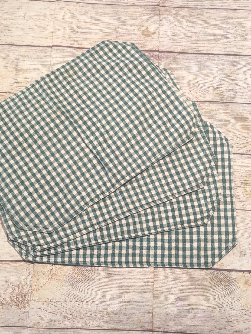 Placemats Green Gingham With Green Heart Patterned Back Set Of Four